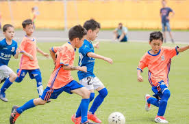 2026年国际足联世界杯 室内健身动作练腹部